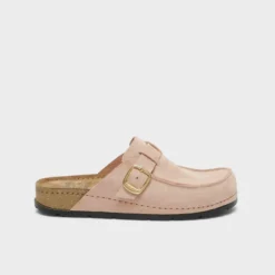 bora moccasin